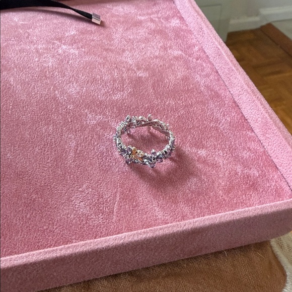Pandora Silver and Purple Floral Ring - Picture 4 of 5